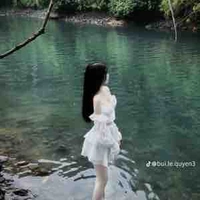 Phương Ly (Cô trông trẻ ở trại trẻ mồ côi)