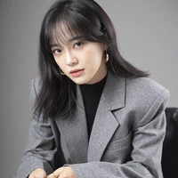 Kim Se Jeong -g