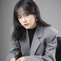 Kim Se Jeong -g