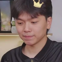 T Lâm (zeref)