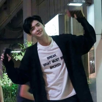 Lee Jong Suk