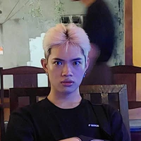 con tg bị khùng 