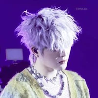 Con T/G ngang ngược nhất vũ trụ