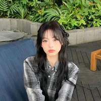 Jung Ahyeon - chị
