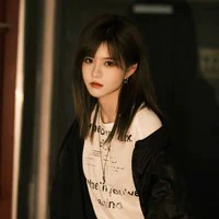 Bách Hân Dư  cảnh sát