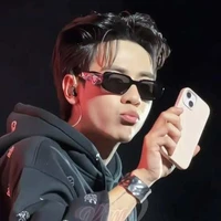 Lê Quang Hùng ( Phone )
