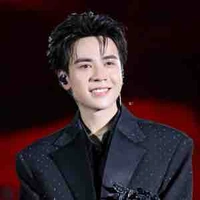 Lê Quang Hùng 