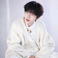 Nhiếp Vĩ Thần
