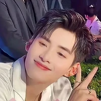 Huỳnh Hoàng hùng