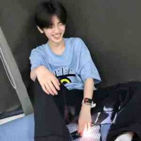 Tả Kỳ Hàm_cậu