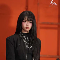 Nguyễn Lê Ngọc Ánh Sáng - Ánh Sáng Aza
