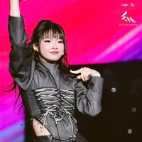 Nguyễn Lê Ngọc Ánh Sáng - Ánh Sáng Aza