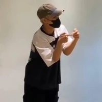 Nhỏ tác giả nè ^-^