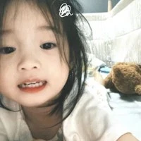 dương Hoàng ánh_lúc nhỏ