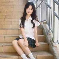 Bảo Ngọc ( chị )