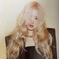 Roseanne Park_Y