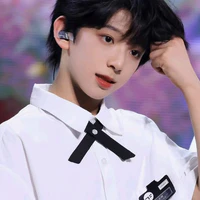 Trần Tuấn minh|-y