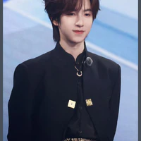 Hạ tuấn lâm
