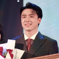 Nguyễn Tùng Dương (17 tuổi)