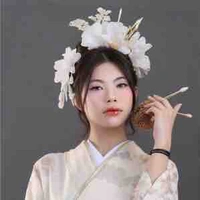 Cô gái bị deadline dí