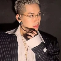 Lê Thượng Long-[ MOIDAY ]