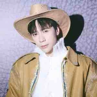 Lê quang hùng 