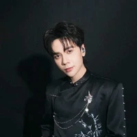 all trừ ai thì trừ ..