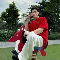 Lê Quang Hùng < Phone >