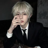 Trần Hoàng Thiên