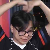 Long áo đen
