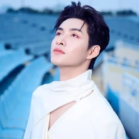 #HHH|Hoàng Hùng