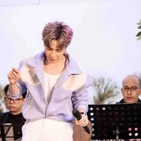 Lê Quang Hùng ( materD )