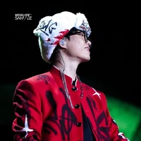 ngoài lề của chủ tọa Lâu Chi