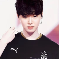 Jeong Jihoon [Chovy • Enigma]