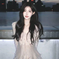 Lee Y/N - Y