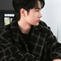 Vương Nhất Bác [ 20-25-28T_A Trội ]