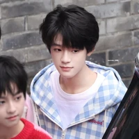 Uông Tuấn Hy _Xi_