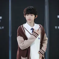 Trần Dịch Hằng_Em