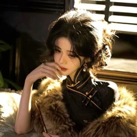 mẹ anh