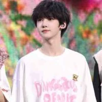 NHiên