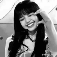 LALISA MANOBAL ( nàng) 