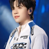 Quang Hùng