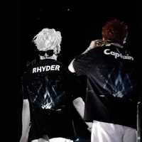 Tác giả hip hop nhất hệ hành tinh