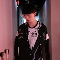 Kai (Đới Khải Huân)