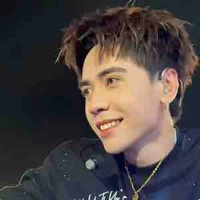 Quang hùng 