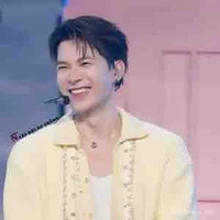 Anh tú atus (ba nhỏ của cap)