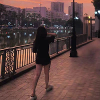 Tác giả [Bông lười biếng]