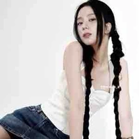 Jisoo hiện đại