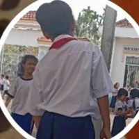 Hoàng Qui