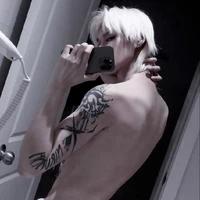 T/Giả